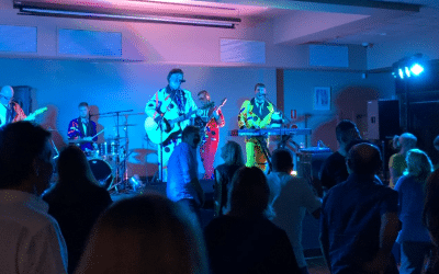 Dinner shows v Dance shows