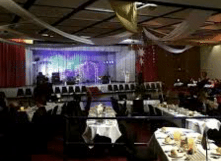 parkes services club the crowdies show